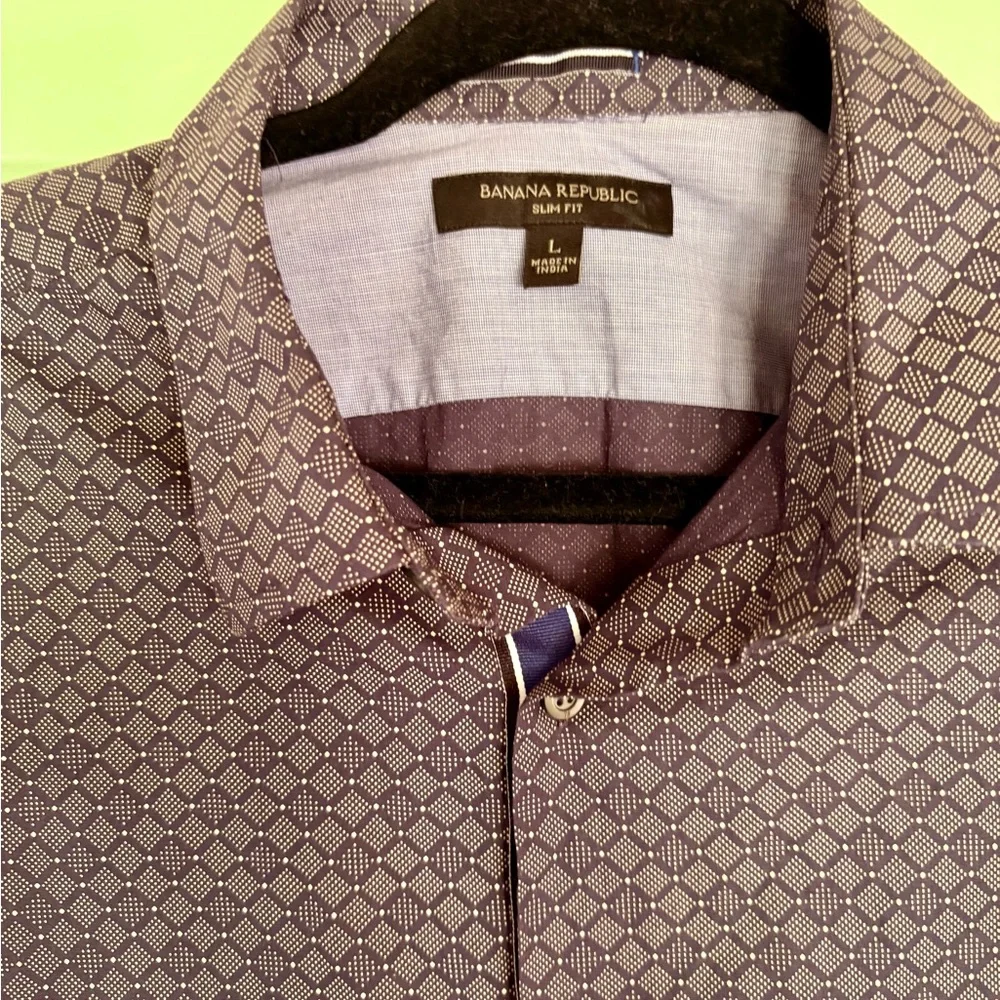 Banana Republic Geometric Purple Button-Down Shirt
